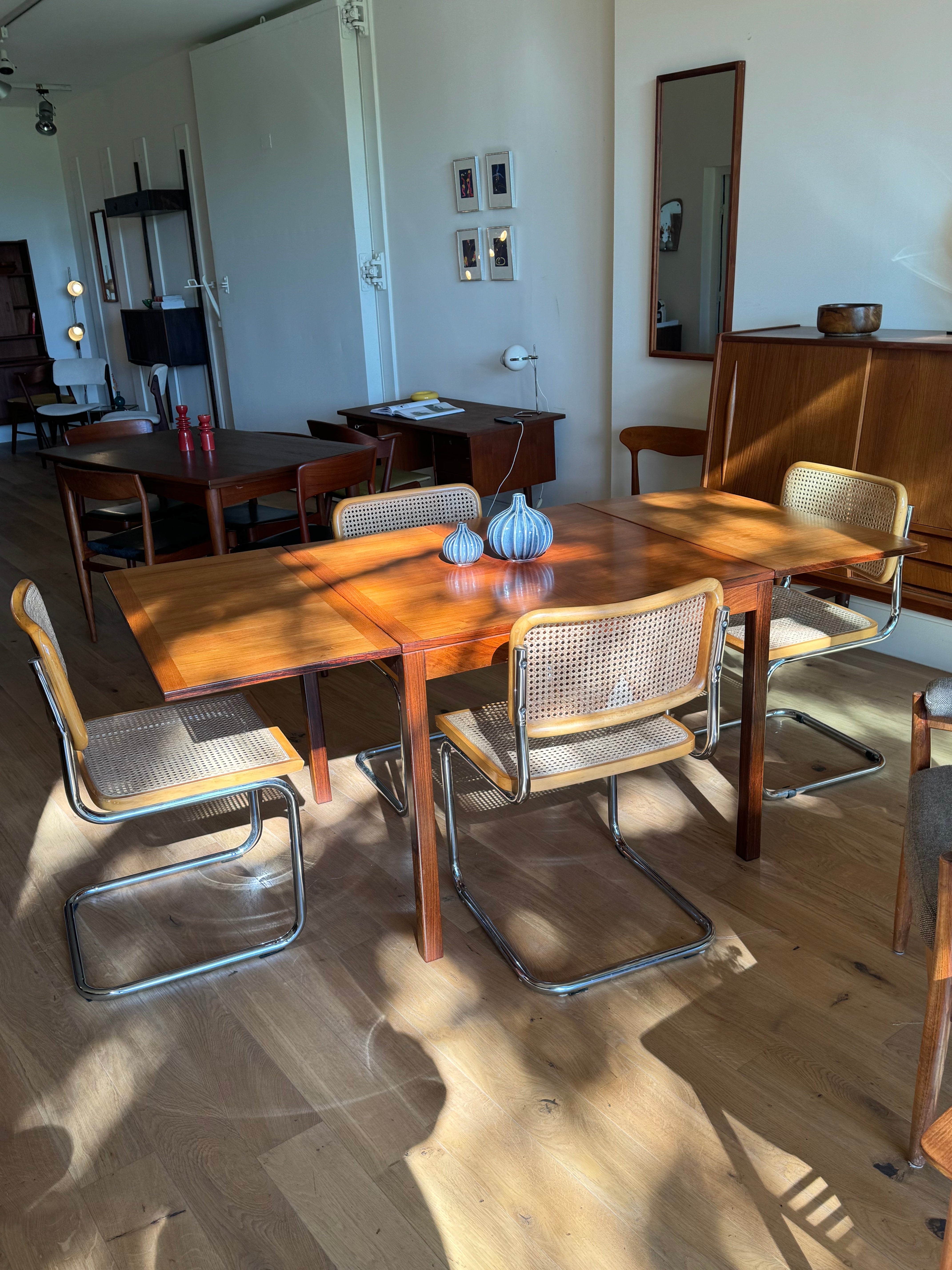 Table de salle à manger scandinave vintage en teck avec rallonges pliables "Lina"