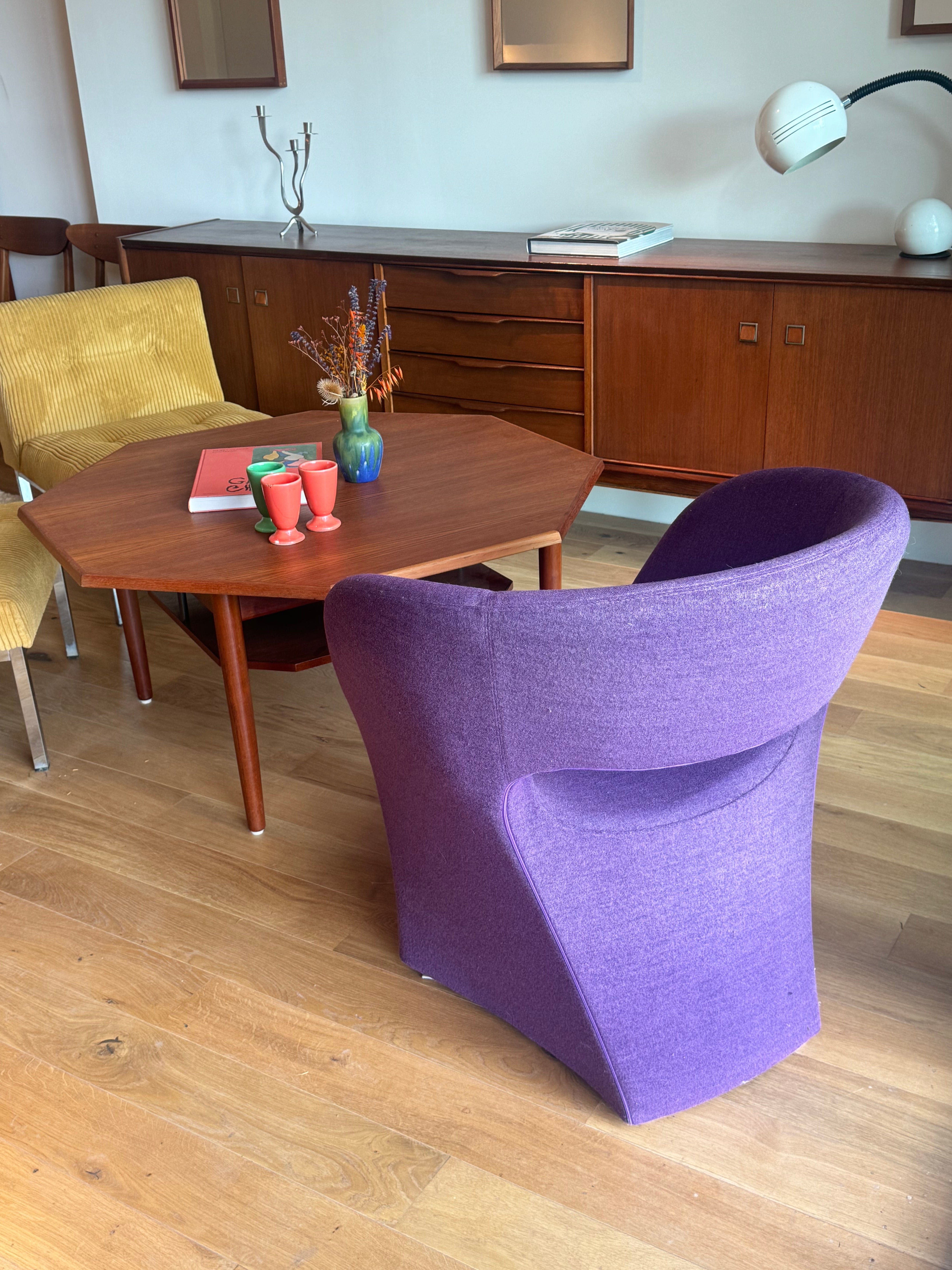 Fauteuil dans le goût du fauteuil Albert de Ron Arad pour Moroso