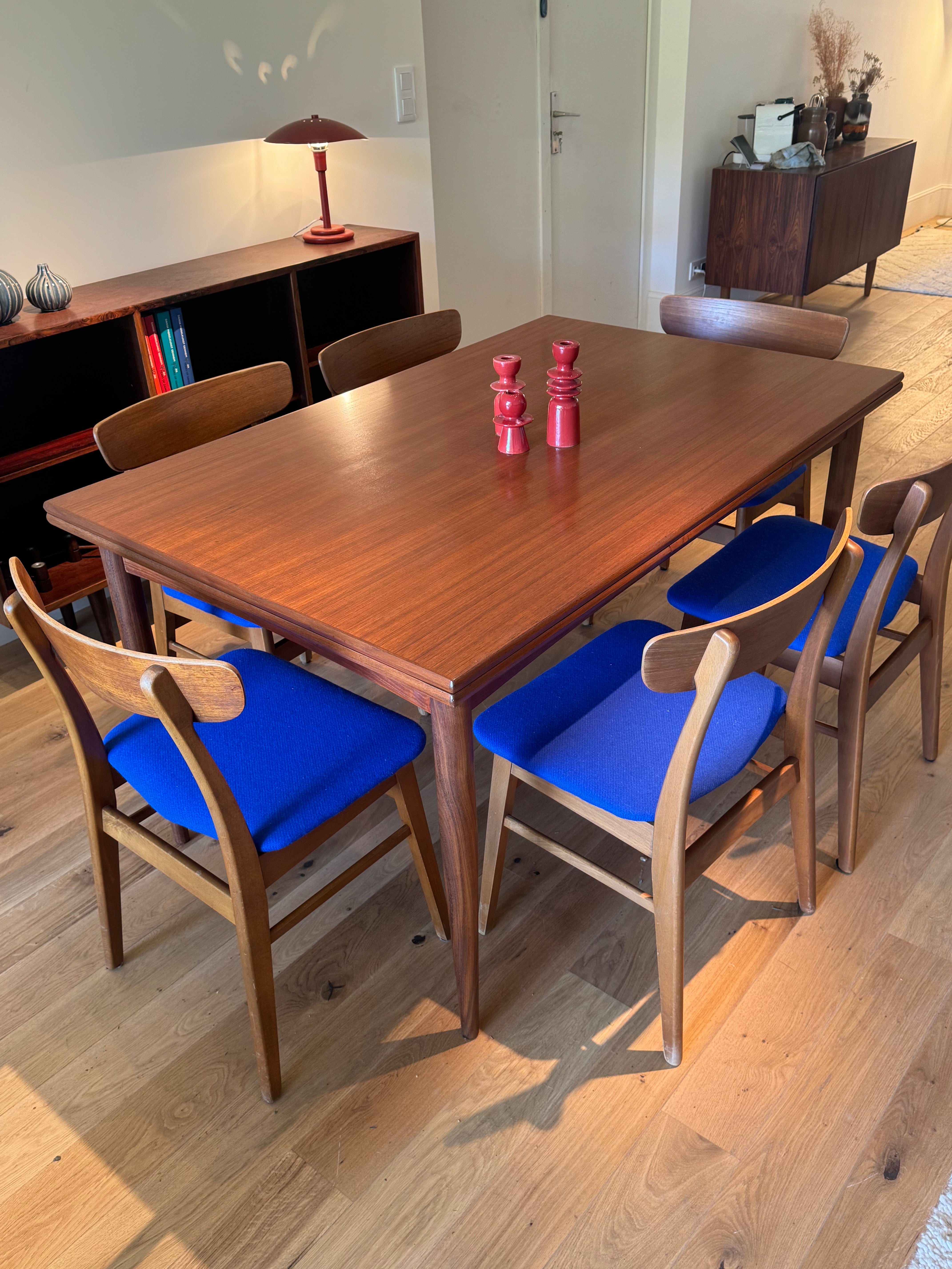 Table de salle à manger scandinave vintage extensible en teck "Fiella"