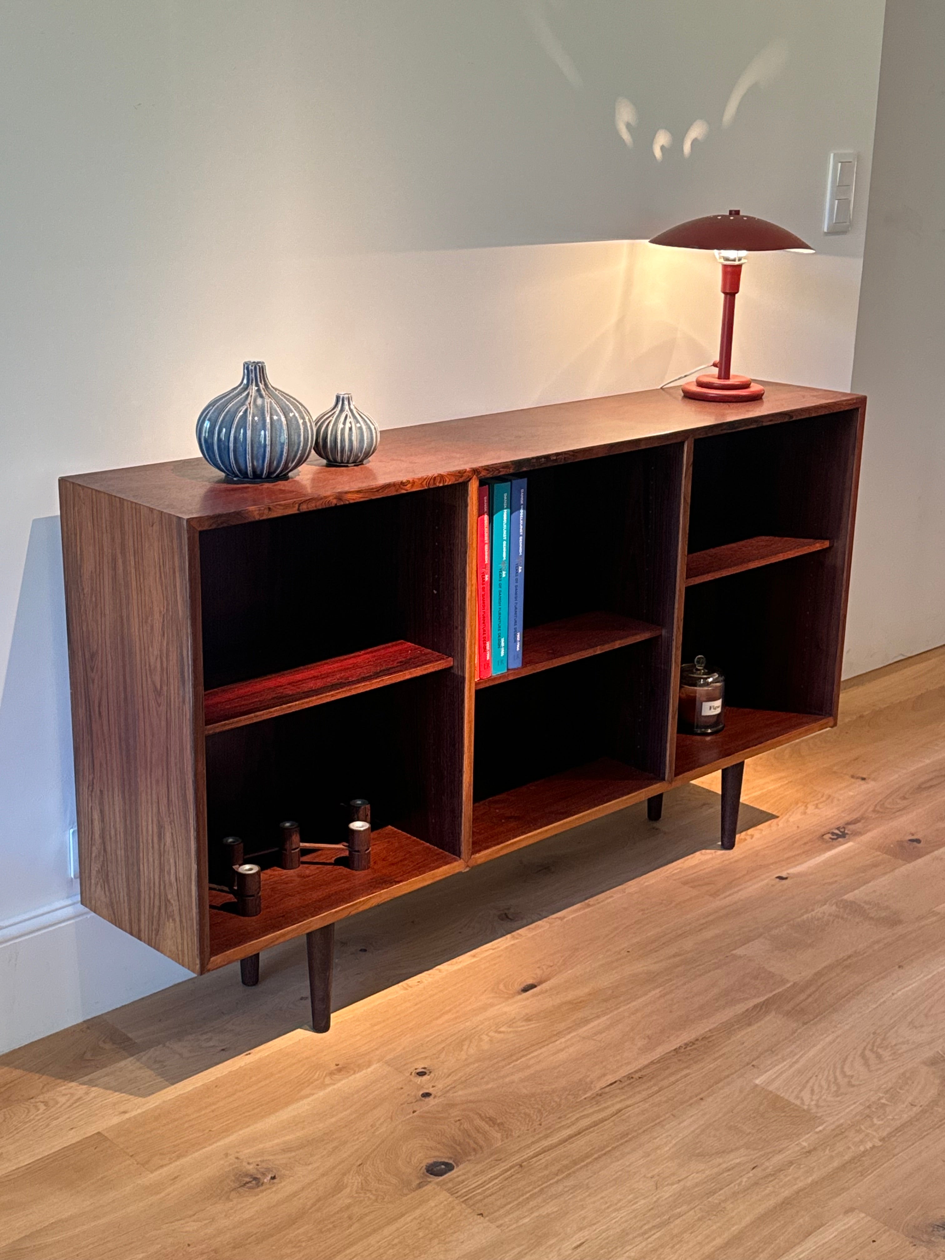 Bibliothèque scandinave vintage en palissandre "Elina"