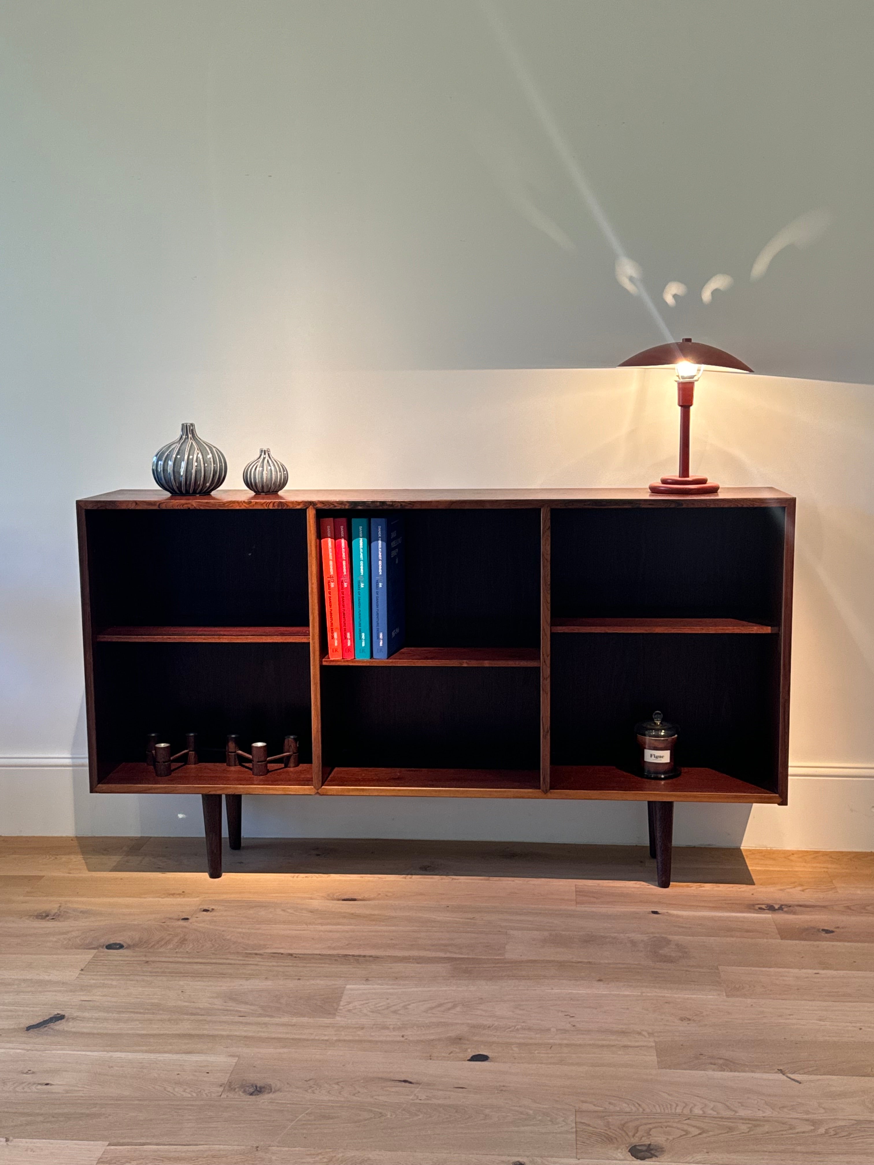 Bibliothèque scandinave vintage en palissandre "Elina"
