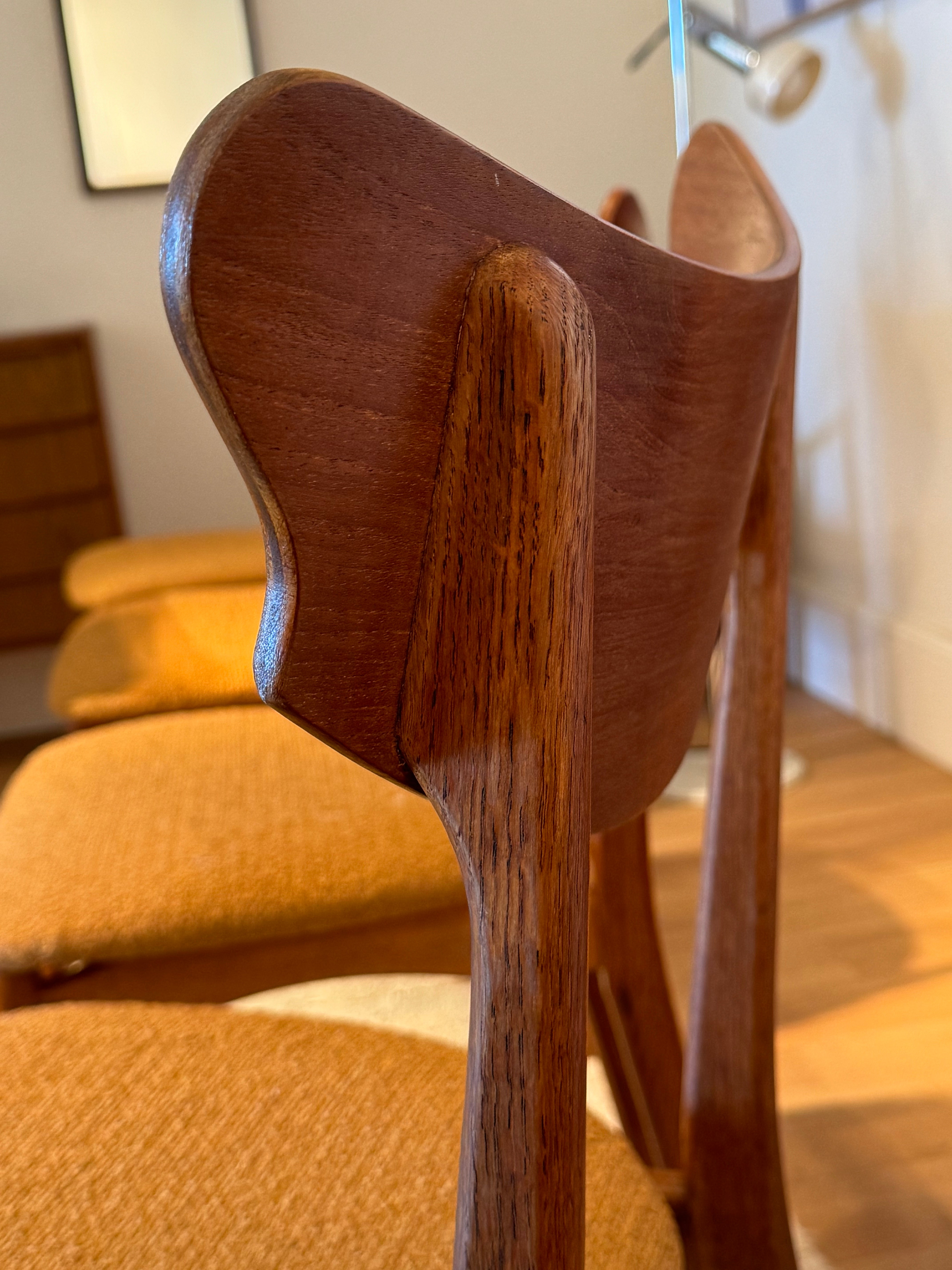 Chaise scandinave vintage « Rosa » (6 disponibles)
