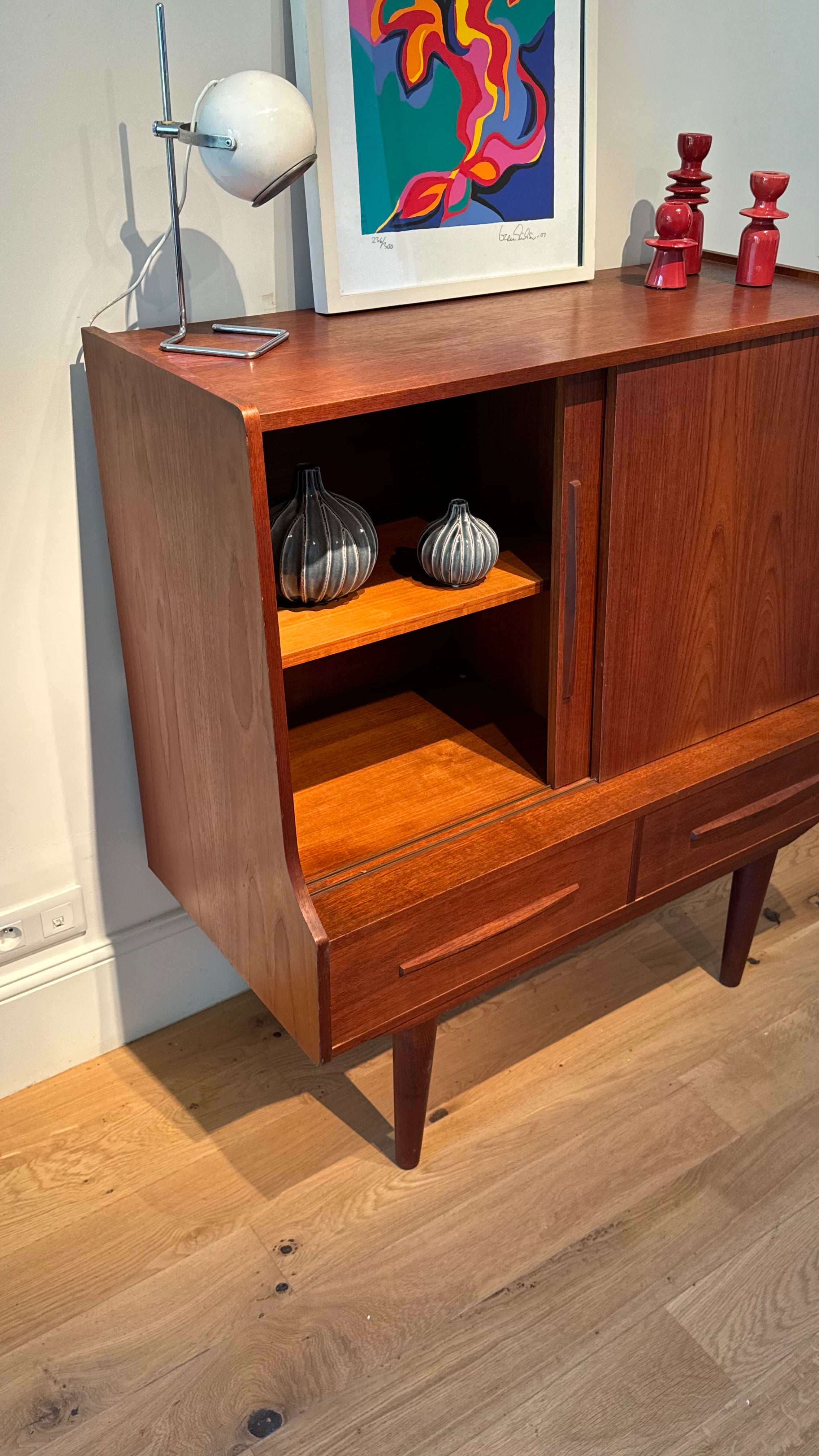 Petit buffet scandinave vintage en teck "Mads"