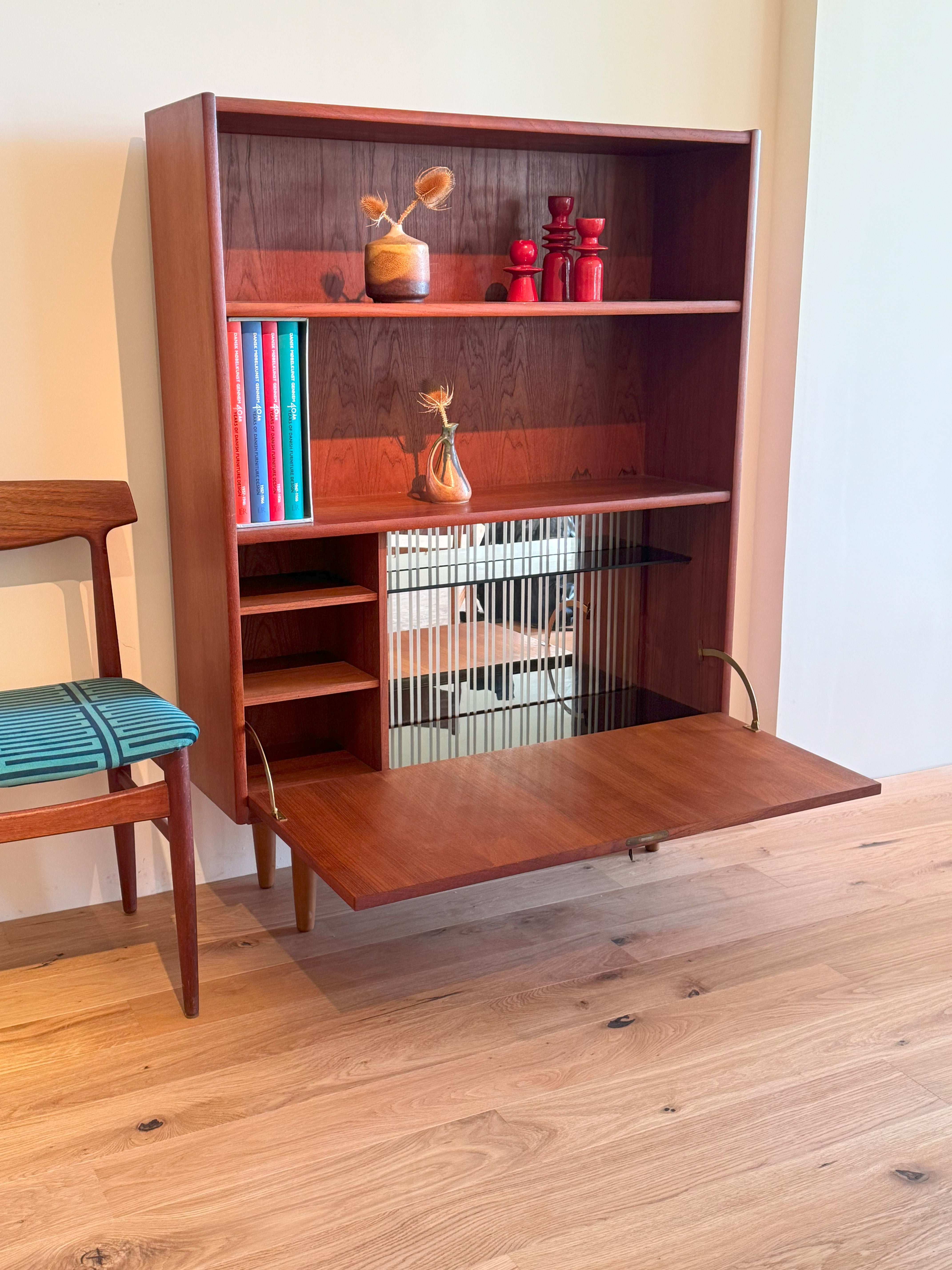Bibliothèque scandinave vintage en teck années 1960 "Linnea"
