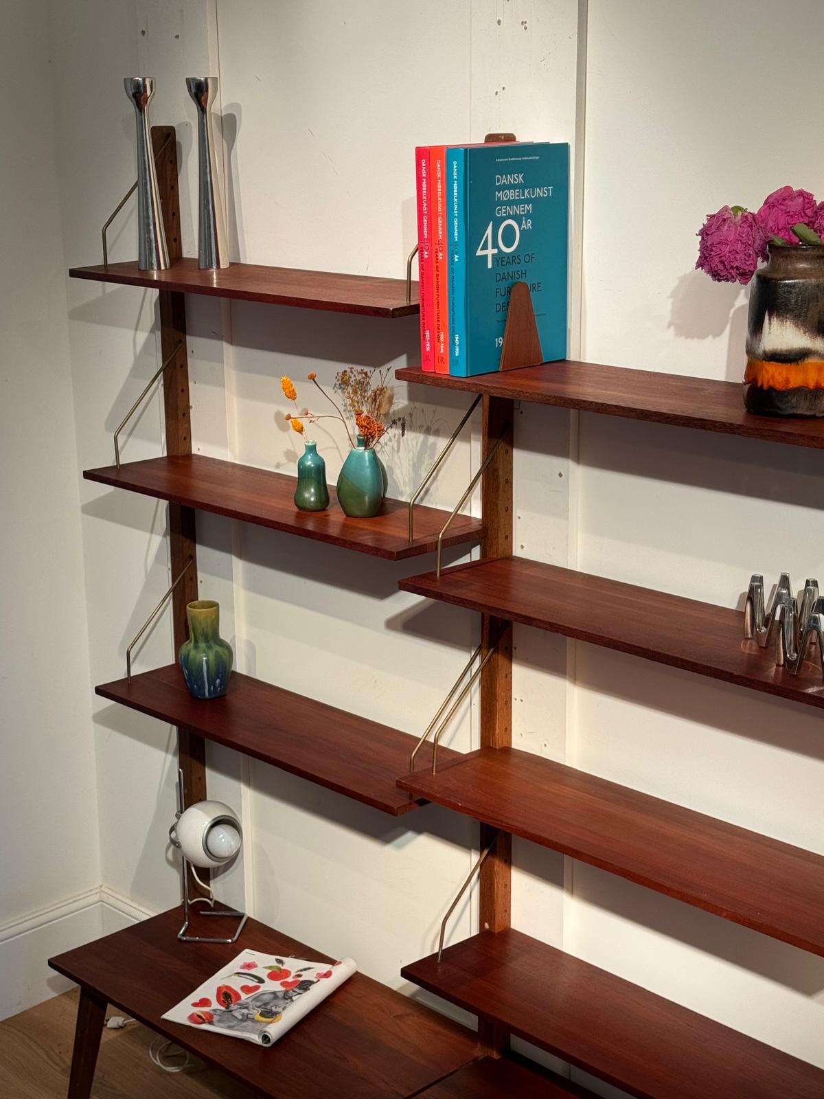 Bibliothèque scandinave vintage "Alva" en teck