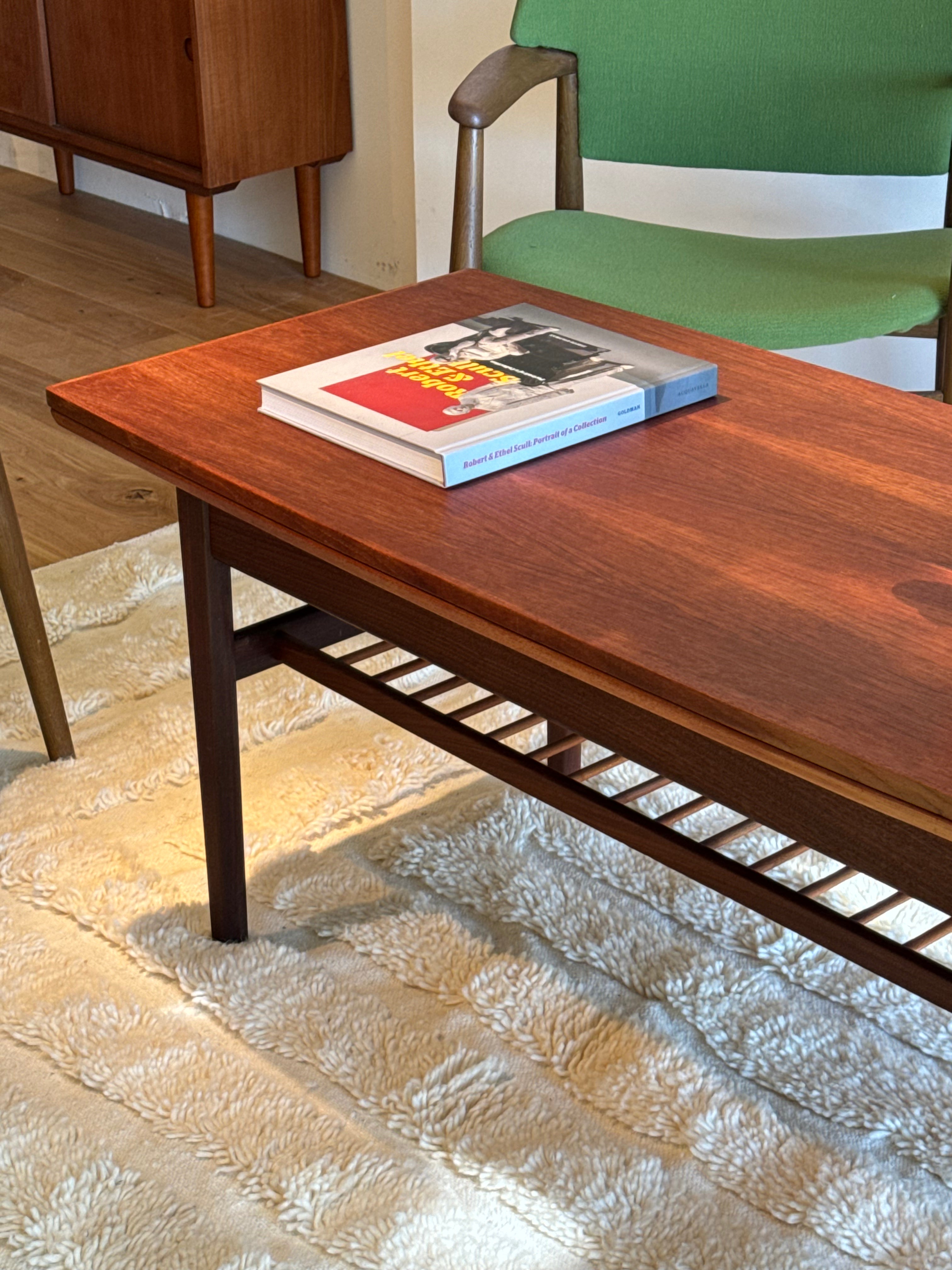 Table scandinave vintage "Elevator" en teck